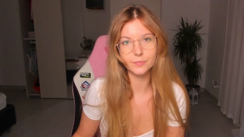 Cassy_cum  10-11-2022